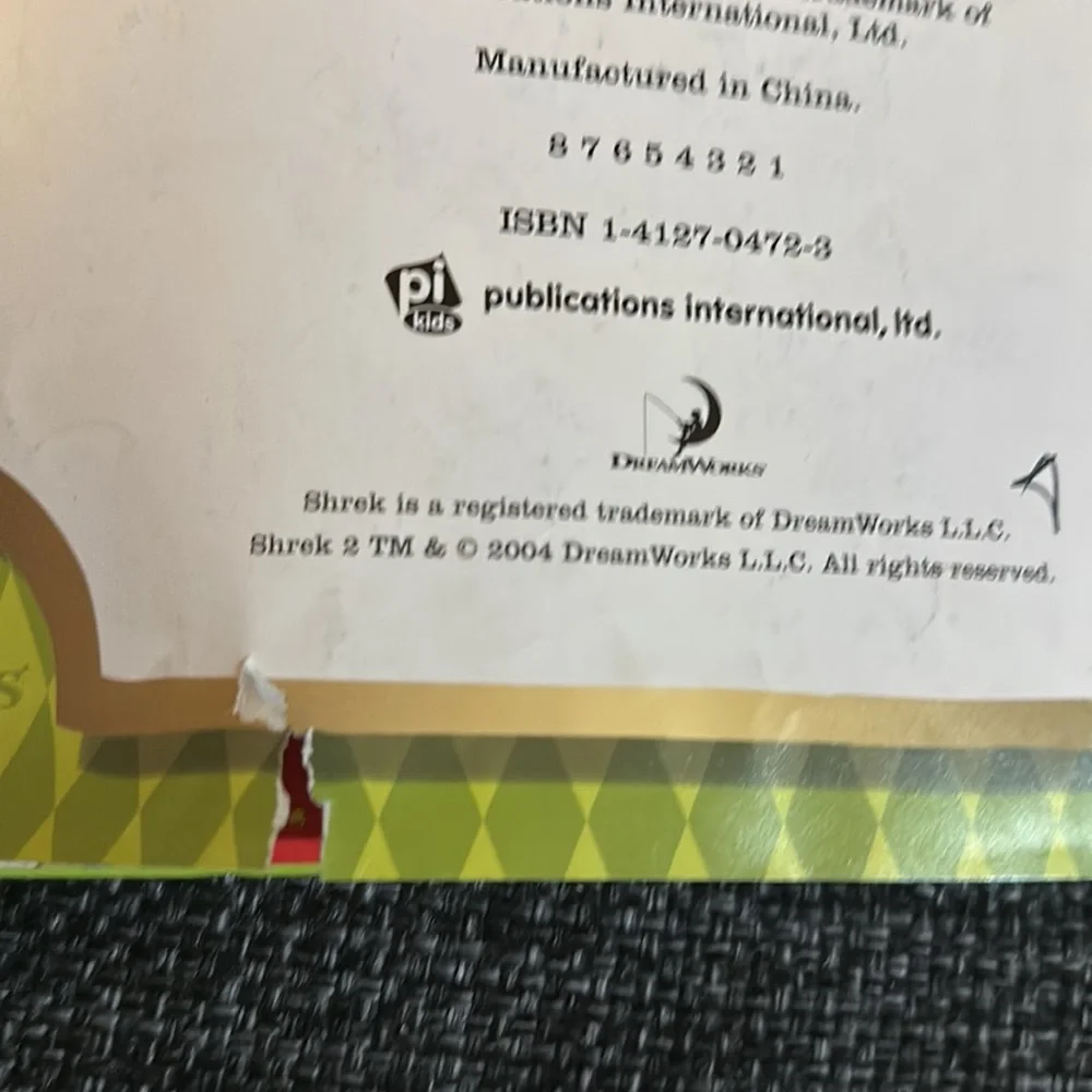 Rare HTF Shrek 2 Look and Find 2004 Hardcover Search Activity Book DreamWorks